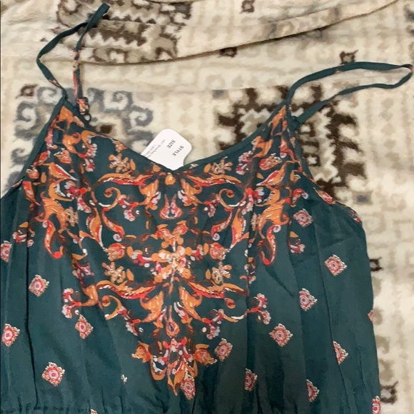 Romper - Picture 2 of 4